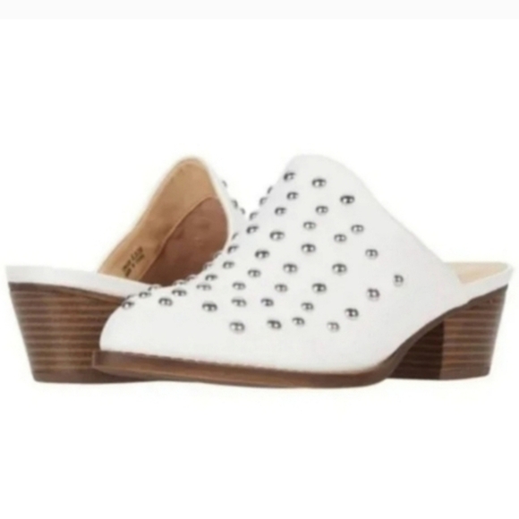 CL by Laundry white studded mule - Picture 9 of 9